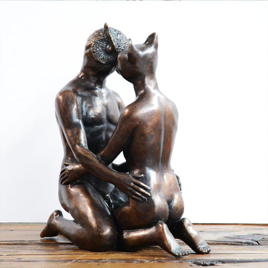 Gillie and Marc, He thought she was a incredble kisser (Owl and Pussycat) Bronze Sculpture #8/12
