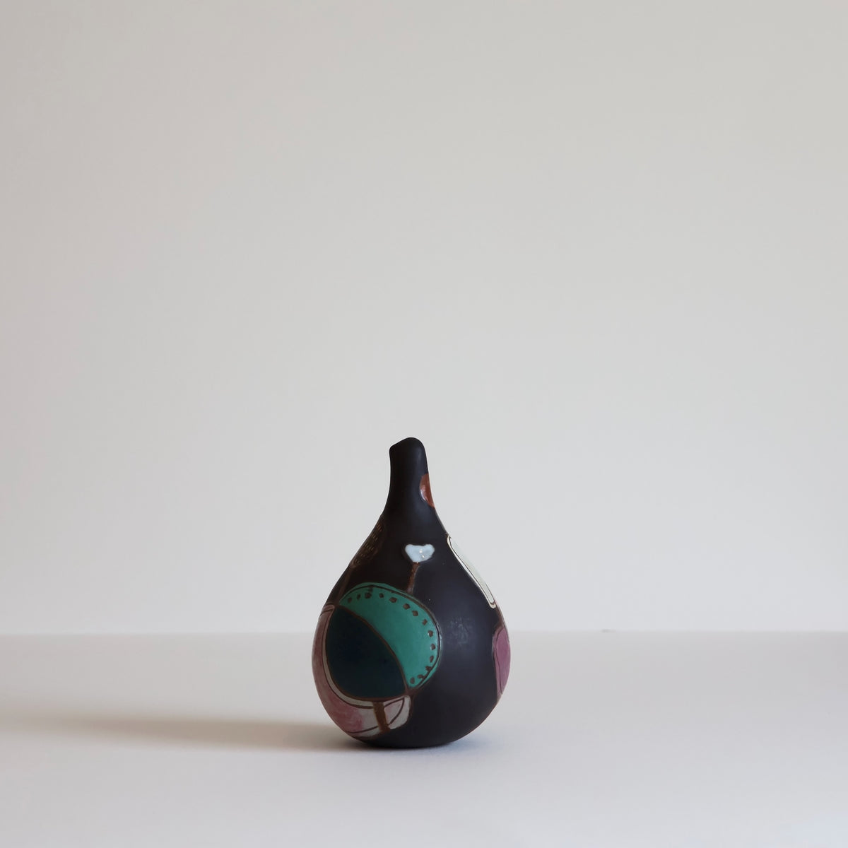 Shellie Christian, Stories that Take Shape Bird 4 - Hand sculpted Ceramic