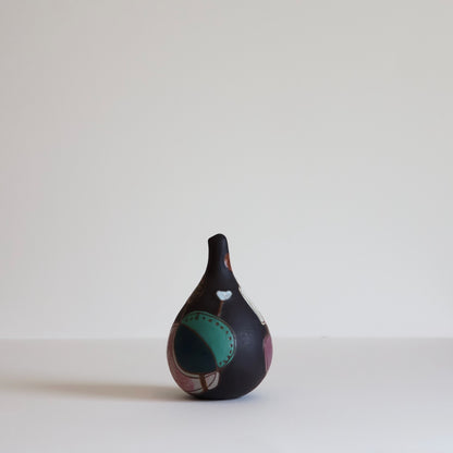 Shellie Christian, Stories that Take Shape Bird 4 - Hand sculpted Ceramic