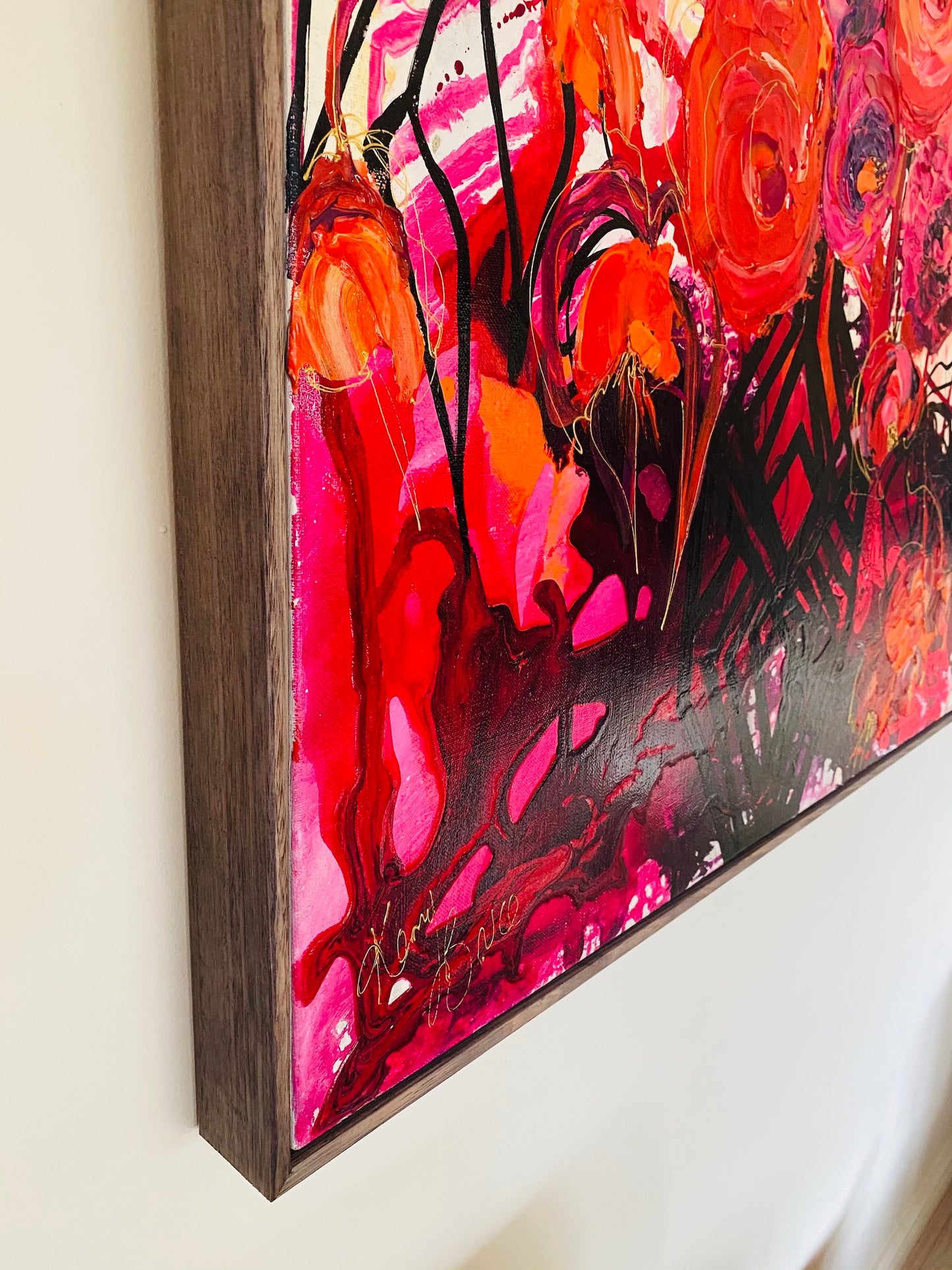 Kerry Bruce Buds & Blooms original artwork, acrylic on Canvas 100cm x 100cm in Charcoal Oak Box Frame, sectional view