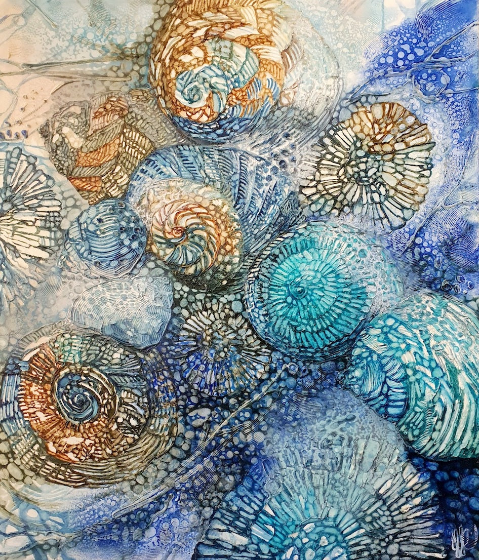 An original oil painting in stunning shades of yellow, blue and turquoise. This artwork is a celebration of the delicate and beautiful natural rock pools on the NSW South Coast, and intertidal life being cleansed with the change of tides.