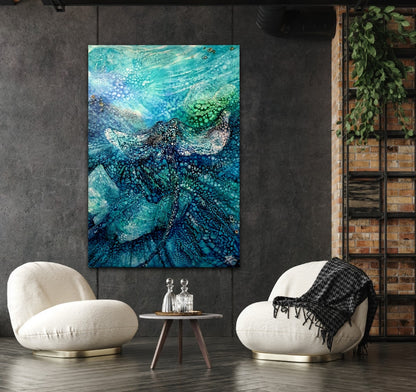 Stingrays in an oil painting. Shown on a dark grey wall.